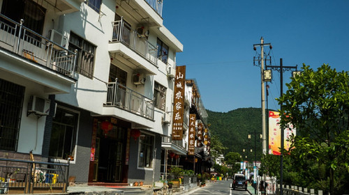  桐庐-富春江-大奇山-瑶琳仙境-芦茨湾农家乐3日游>2晚宿芦茨湾农家