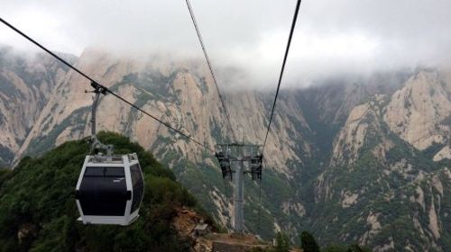  华山汽车1日游>合理的索道安排 西峰上北峰下 导游陪上山 赠接机