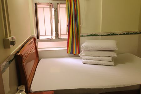 仅261元享价值868元的香港新迎宾馆标准大床