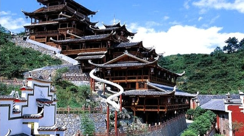 张家界-凤凰古城-十里画廊5日游夜宿凤凰,赠游土司城