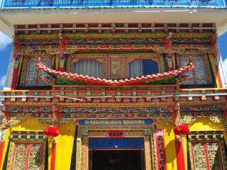 云南香格里拉旅行團(tuán)自由行_怎么去云南香格里拉旅游_云南香格里拉特價(jià)旅游團(tuán)報(bào)價(jià)