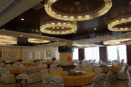 华苑商务酒店(沂南智圣汤泉5号楼店)