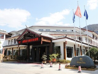 云南麗江私人定制旅游_云南麗江旅游跟團(tuán)多少錢_8月云南麗江旅游