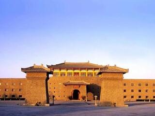 甘肅敦煌游報(bào)價(jià)_旅游團(tuán)甘肅敦煌_甘肅敦煌旅游多少錢(qián)一個(gè)人