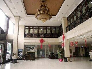 深圳出发去桂林旅游价格_春节前去桂林旅游团_去桂林游怎么省钱