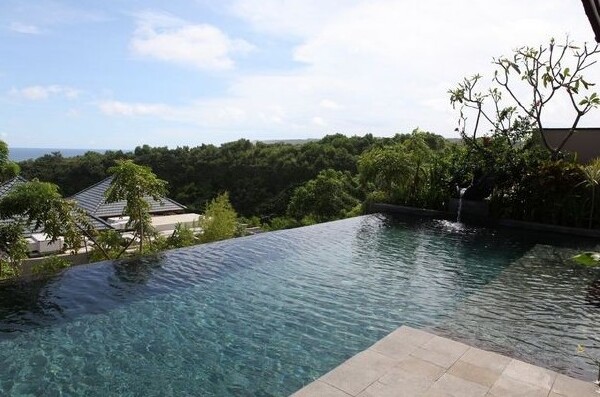 <巴厘岛4晚6日自助游>2晚酒店+2晚独栋别墅，现房现票