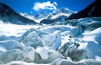 攀登透明梦柯冰川