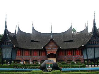 亚洲有什么好玩的地方_亚洲游玩去哪好_去亚