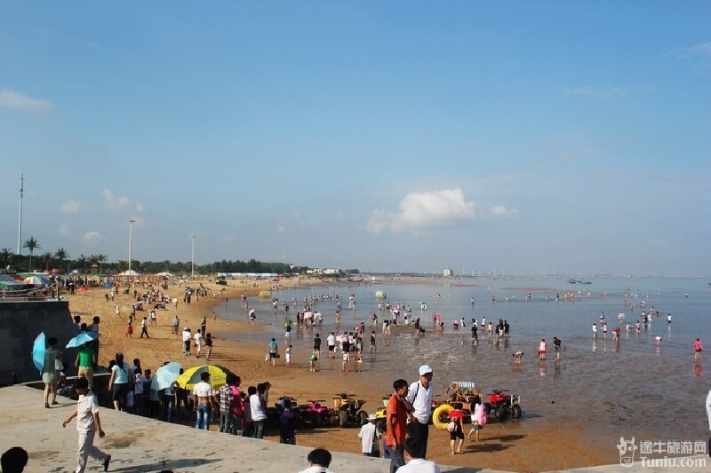 3,吃在鲅鱼圈晚上,从海边