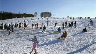 二龙山龙珠滑雪场