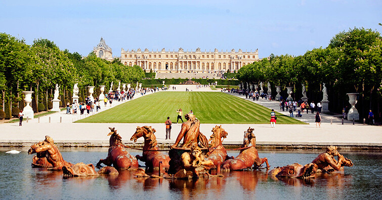法国巴黎凡尔赛宫景点介绍