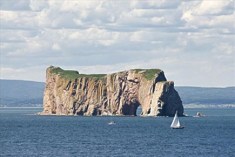 去加拿大哪个旅行社好_加拿大旅游大概要多少