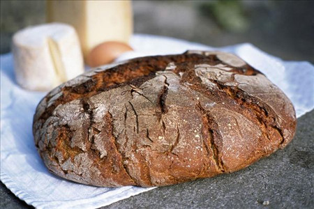 黑面包_乌克兰特色小吃_乌克兰美食推荐_途牛