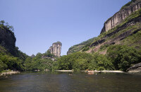 九曲溪竹筏漂流