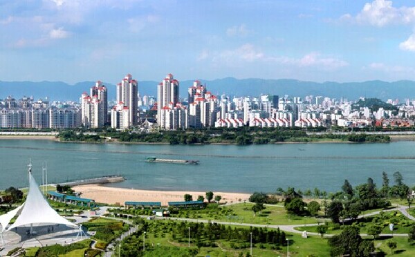 福州旅游攻略_福州旅游墙面_福州迎新那里好旅游简介晚会设计图图片