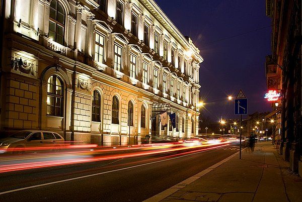 布达佩斯酒店推荐_布达佩斯住哪里最好_布达