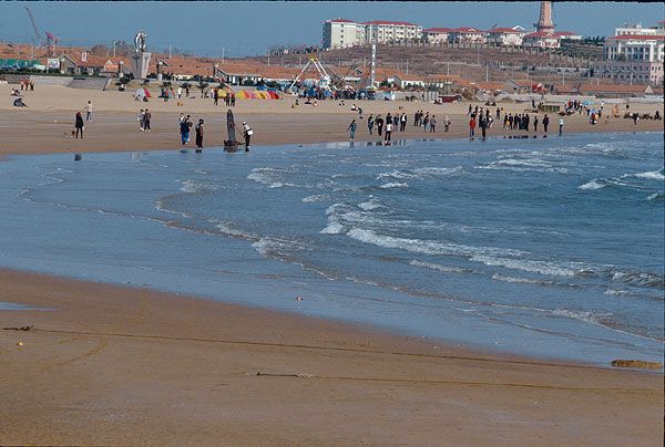 青岛金沙滩海水浴场好玩吗_青岛金沙滩海水浴场怎么样