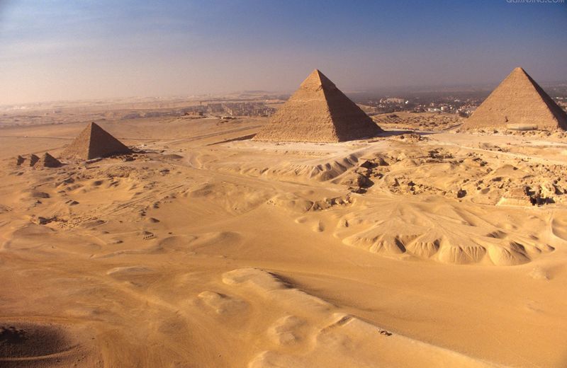 去埃及旅游需要多少钱