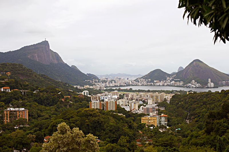 巴西旅游景点线路介绍_巴西美食路线介绍_巴西有什么景点可以去玩