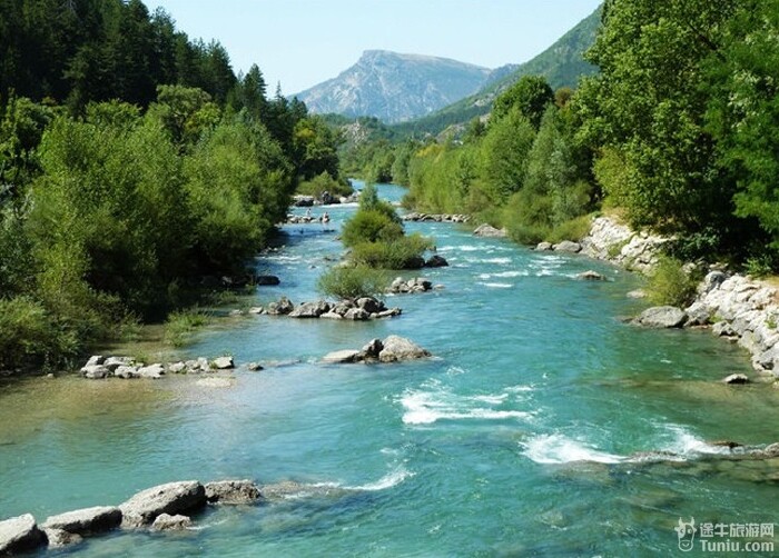 翻山越岭走韦尔东大峡谷