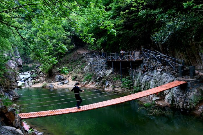 麻城旅游新亮点——大别山桐枧冲瀑布群