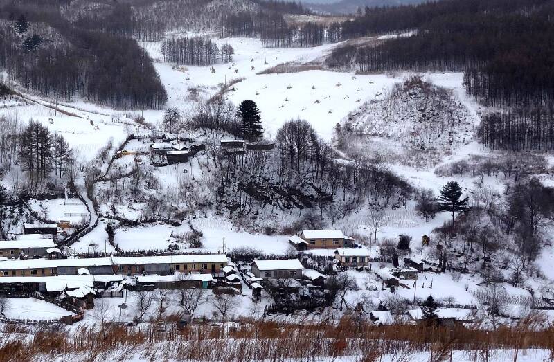 【吉林】松岭雪村