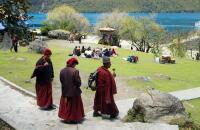 感受热闹的工布新年