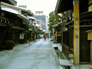 8月日本旅游_旅游團日本_日本旅游多少錢