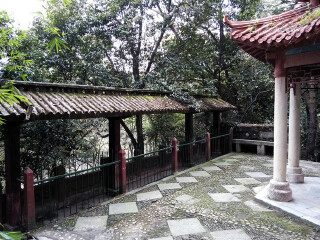 廬山游跟團多少錢2021_廬山旅游跟團多少錢_廬山游特價團