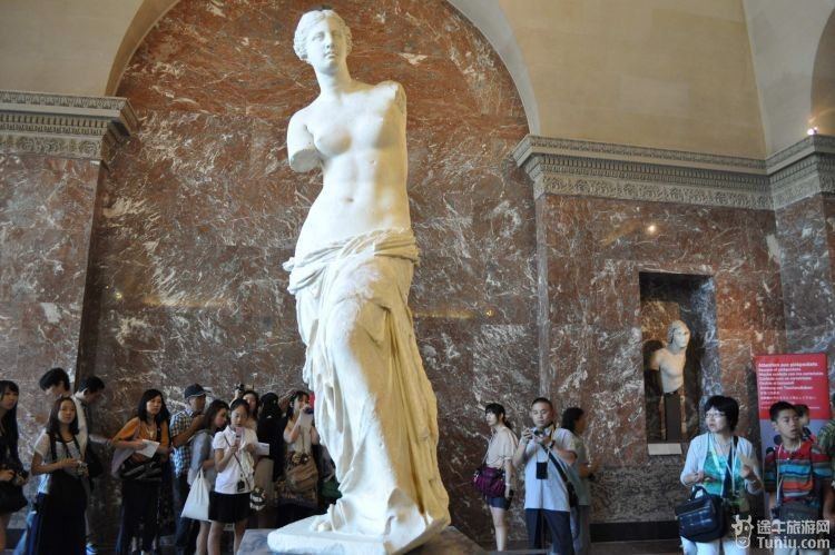 女神著名雕塑--萨莫特拉斯的胜利女神米开朗基罗雕塑《垂死的奴隶》