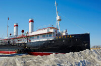 参观安加拉号破冰船