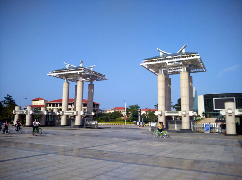 厦门大学嘉庚学院有几种宿舍?具体解释下~谢