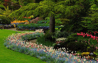 漫步布查特花园