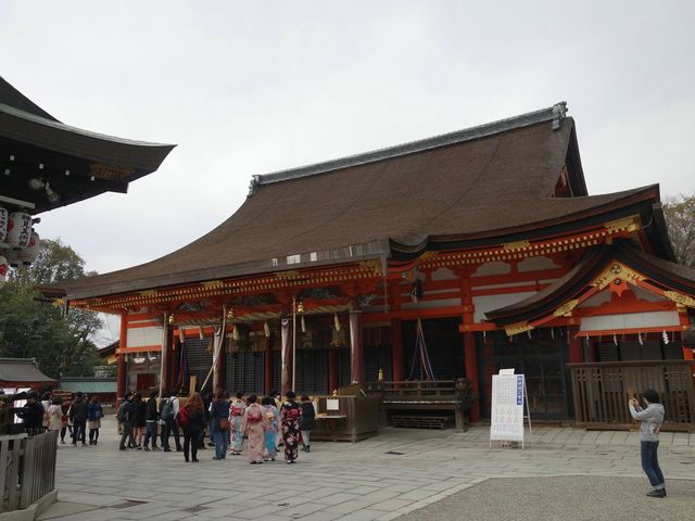 知恩寺,日本的净土宗的寺庙,这个山门是日本最大的山门.