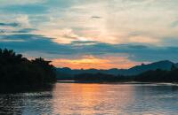 白山湖泛舟