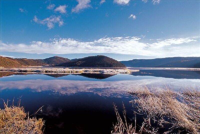 八月香格里拉岛旅游攻略_八月香格里拉景点介绍_八月香格里拉有哪些
