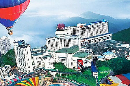 <马来西亚+吉隆坡+太子城+马六甲+云顶高原2日1晚游>2人成行包车游专业司导陪同双子塔世遗城市马六甲太子城云顶纯玩（当地游）