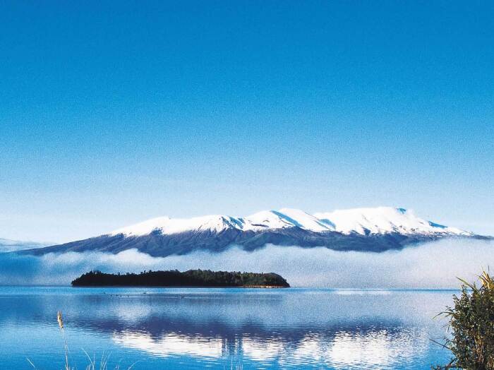 新西兰旅游-陶波湖(Taupo)