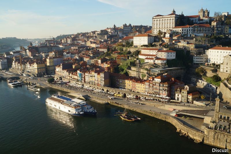 porto,是葡萄牙北部一个面向大西洋的港口城市