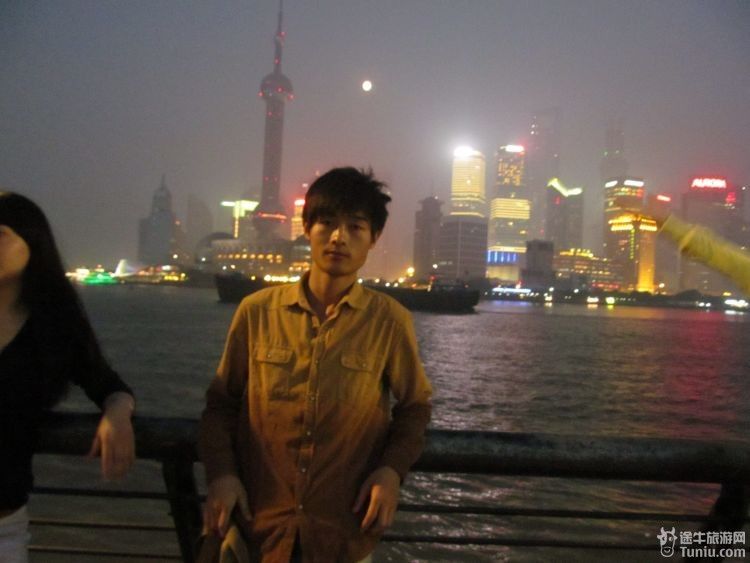 上海市内观光、欢乐谷2日游旅游攻略