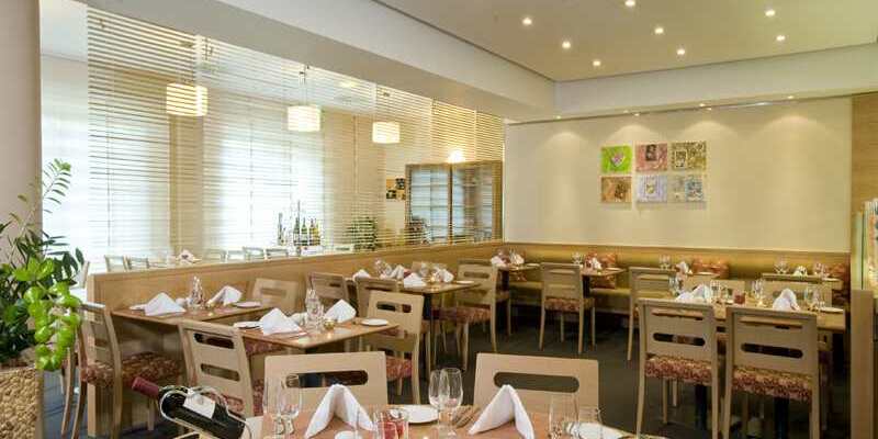 格拉特布鲁格瑞士NH苏黎世机场酒店图片大全