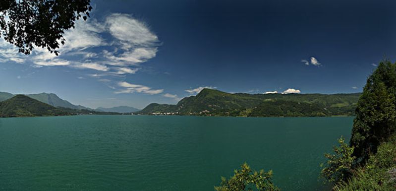 雷波县