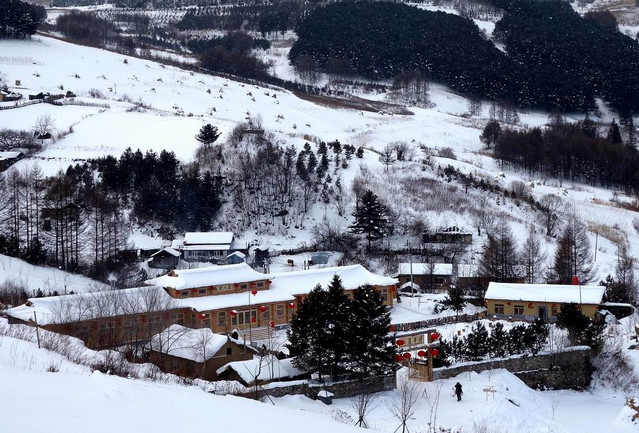 吉林松岭雪村