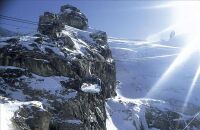 铁力士雪山游玩