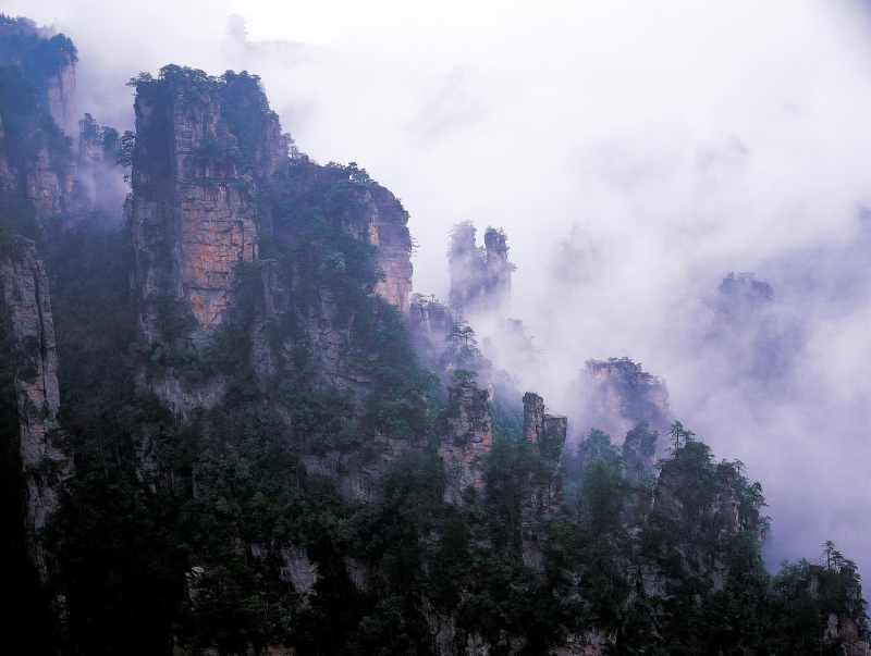 8月份去张家界旅游_如何游张家界_什么时候去
