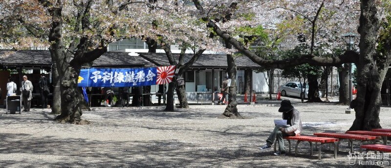 靖国神社里面还有个陈列馆,陈列日本二战时