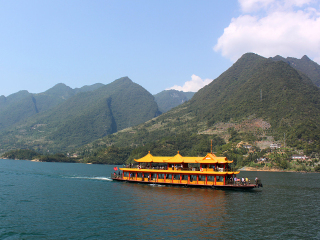 湖北三峽過春節(jié)旅行團(tuán)_湖北三峽游報(bào)價(jià)_湖北三峽游組團(tuán)