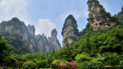 <张家界-袁家界-黄龙洞-凤凰双卧8日游>梦萦张家界、神游凤凰城_上海出发_途牛