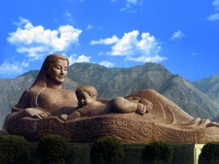 黄河母亲像