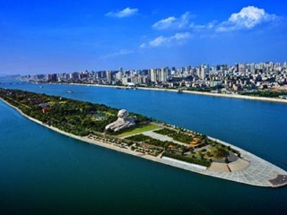 到张家界跟团游_去张家界旅行跟团_春节去张家界旅游价格